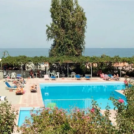 Ekavi Aparthotel Agia Marina