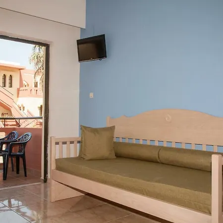 Ekavi Aparthotel