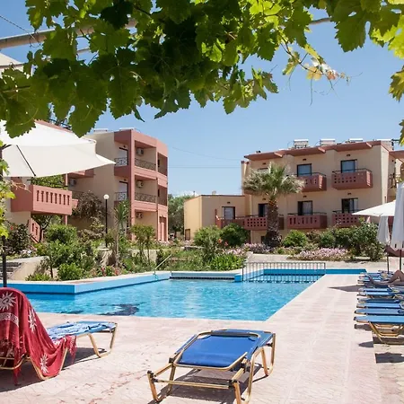 Ekavi 2* Agia Marina (Crete)
