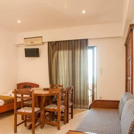 Ekavi Aparthotel